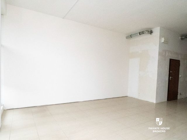 Commercial space for rent Walerego Sławka street 45 sqm - Commercial premises - Rent - Kraków, Podgórze / Bonarka