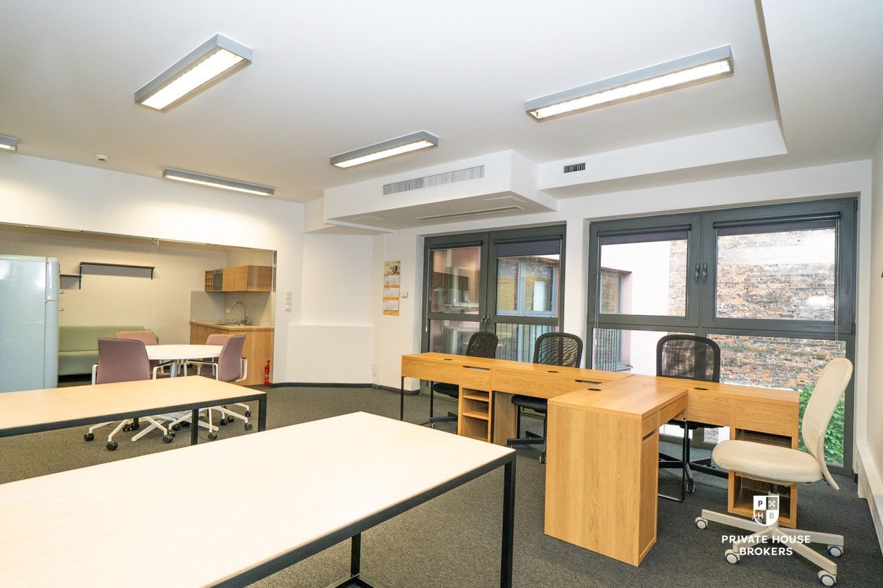 Office space for rent Plac na Grobach 58 sqm - Commercial premises - Rent - Kraków, Śródmieście / Stare Miasto