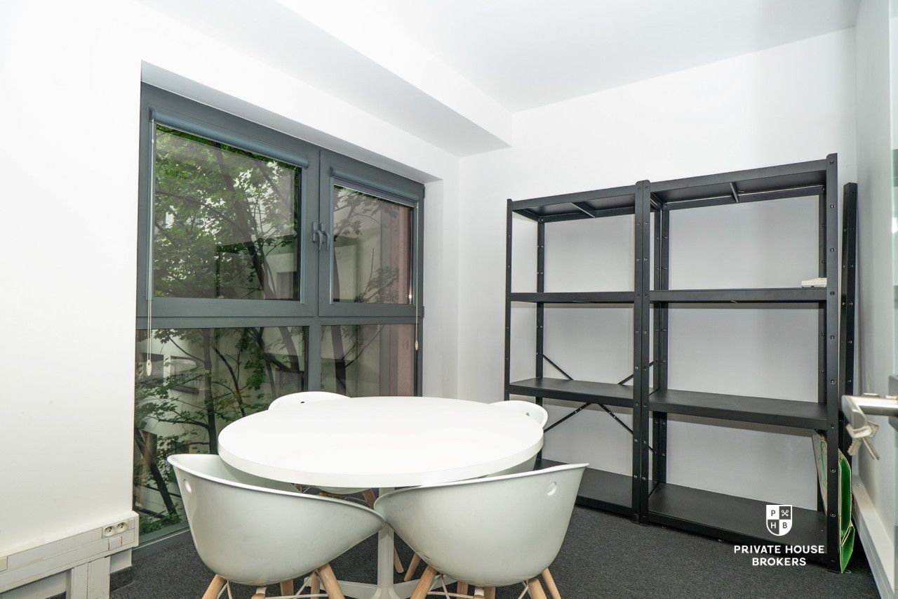 Office space for rent Plac na Grobach 58 sqm - Commercial premises - Rent - Kraków, Śródmieście / Stare Miasto