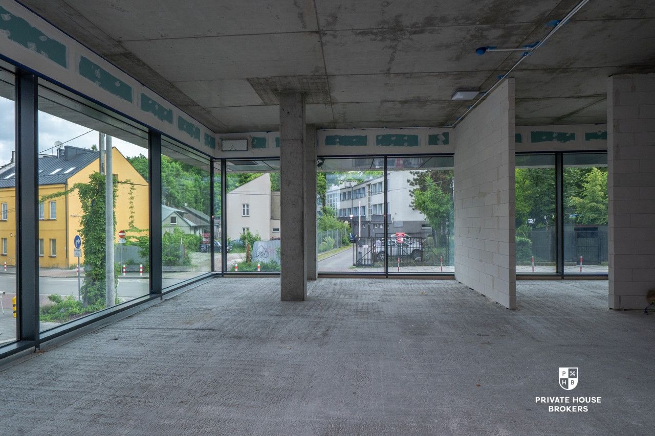 Commercial space Zamoyskiego 183 sqm - Commercial premises - Rent - Kraków, Podgórze