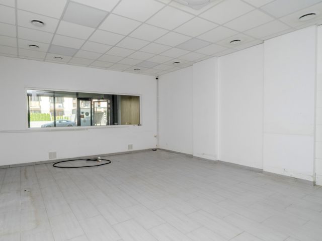 Narożny lokal handlowo- usługowy Wrocławska 148 mkw - Lokal użytkowy - Wynajem - Kraków, Krowodrza