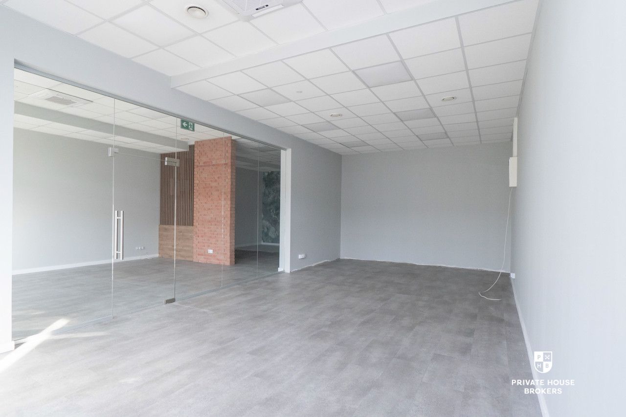 Lokal handlowo- usługowy do wynajęcia Walerego Sławka 96 mkw - Lokal użytkowy - Wynajem - Kraków, Podgórze / Bonarka