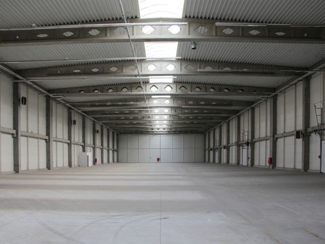 Hala magazynowa 772 mkw + biuro 89 mkw Nowa Huta - Lokal użytkowy - Wynajem - Kraków, Nowa Huta / Łęg