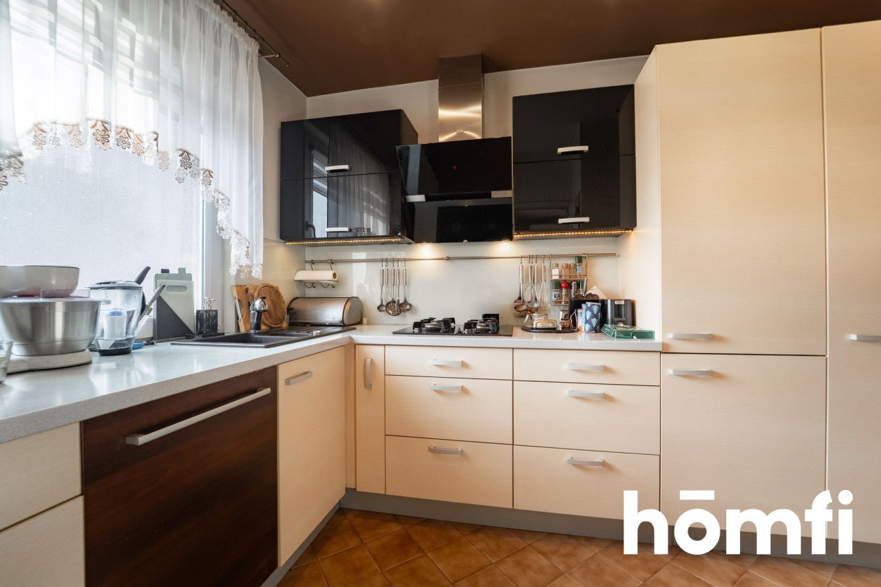 3-room apartment on Karpackie estate, Bielsko-Biała, with panoramic views - Apartment - Sale - Bielsko-Biała, Kamienica