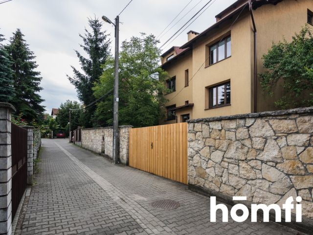 DOM WOLNOSTOJĄCY/ SIEDZIBA FIRMY W KRAKOWIE - Dom - Sprzedaż - Kraków, Podgórze / Łagiewniki-Borek Fałęcki