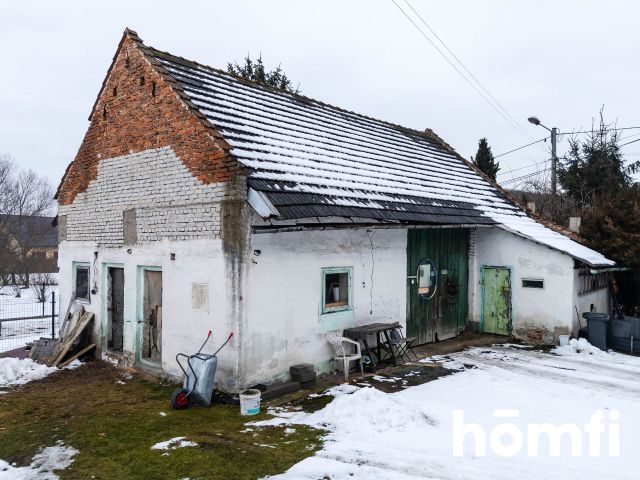SINGLE-FAMILY HOUSE IN A QUIET NEIGHBORHOOD IN NEED OF RENOVATION - House - Sale - Wielicki, Niepołomice