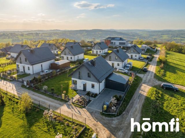 MODERN FAMILY HOUSE WITH A VIEW ON THE TATRAS | 5 ROOMS | VIEWING PLOT | GARAGE | 5.79 AR PLOT | RACIBORSKO NEAR KRAKOW - Дім - Продаж - Wielicki, Wieliczka / Raciborsko