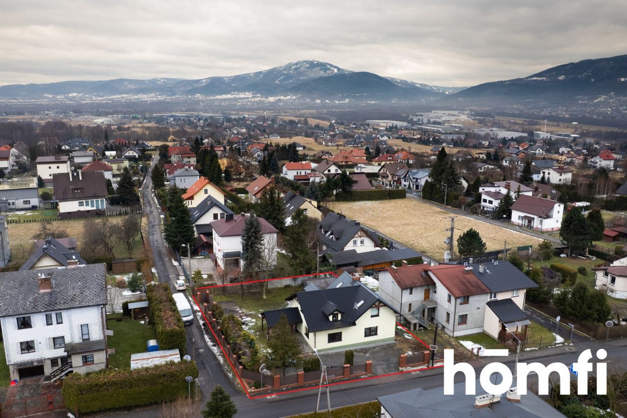 Funkcjonalny i ekonomiczny dom z widokiem na góry - Dom - Sprzedaż - Bielski, Wilkowice