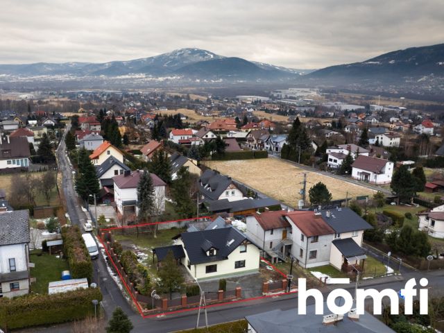 Funkcjonalny i ekonomiczny dom z widokiem na góry - Dom - Sprzedaż - Bielski, Wilkowice