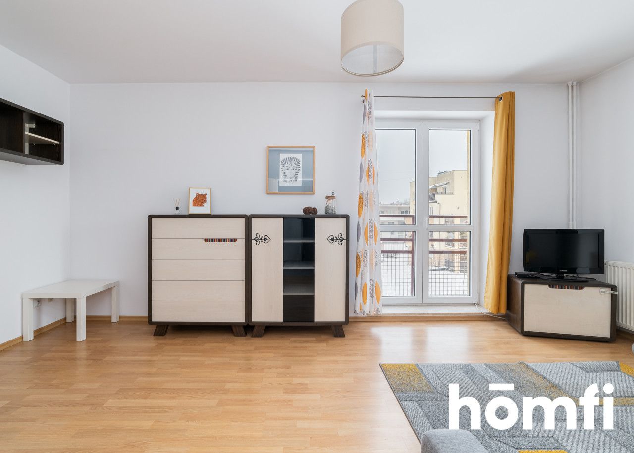 Spacious STUDIO APARTMENT in a Quiet Neighborhood - Квартира - Оренда - Łódź, Górna