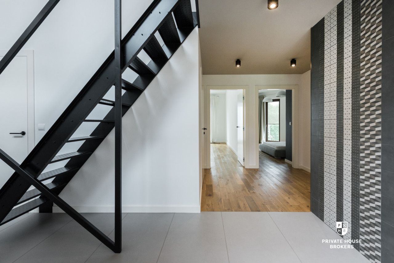 Spacious 2-bedroom apartment with the view of the Wawel Castle - Квартира - Оренда - Kraków, Śródmieście / Stare Miasto