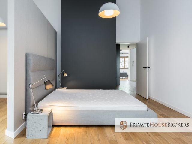 Spacious 2-bedroom apartment with the view of the Wawel Castle - Квартира - Оренда - Kraków, Śródmieście / Stare Miasto