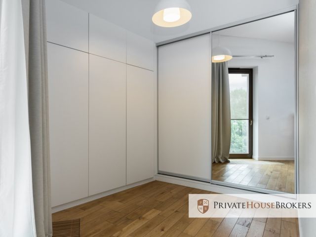 Spacious 2-bedroom apartment with the view of the Wawel Castle - Квартира - Оренда - Kraków, Śródmieście / Stare Miasto