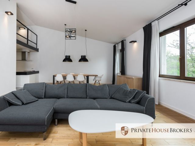 Spacious 2-bedroom apartment with the view of the Wawel Castle - Квартира - Оренда - Kraków, Śródmieście / Stare Miasto