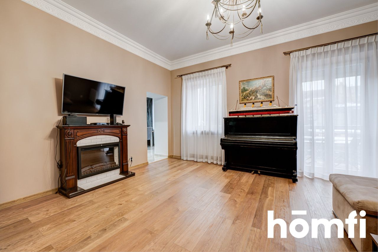 Spacious and unique apartment in the heart of Radom - Apartment - Sale - Radom, Śródmieście