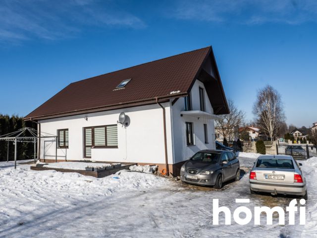 Spacious house in Kierzków, Radom, for sale - Дім - Продаж - Radom, Kierzków