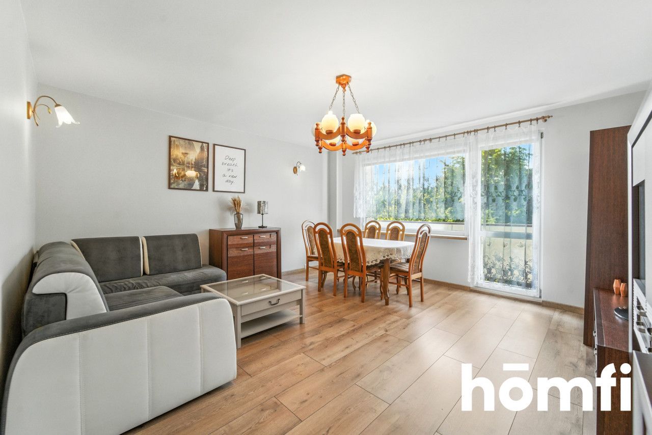 Comfortable and Well-Maintained Apartment in Mysłowice - Квартира - Продаж - Mysłowice, Brzęczkowice