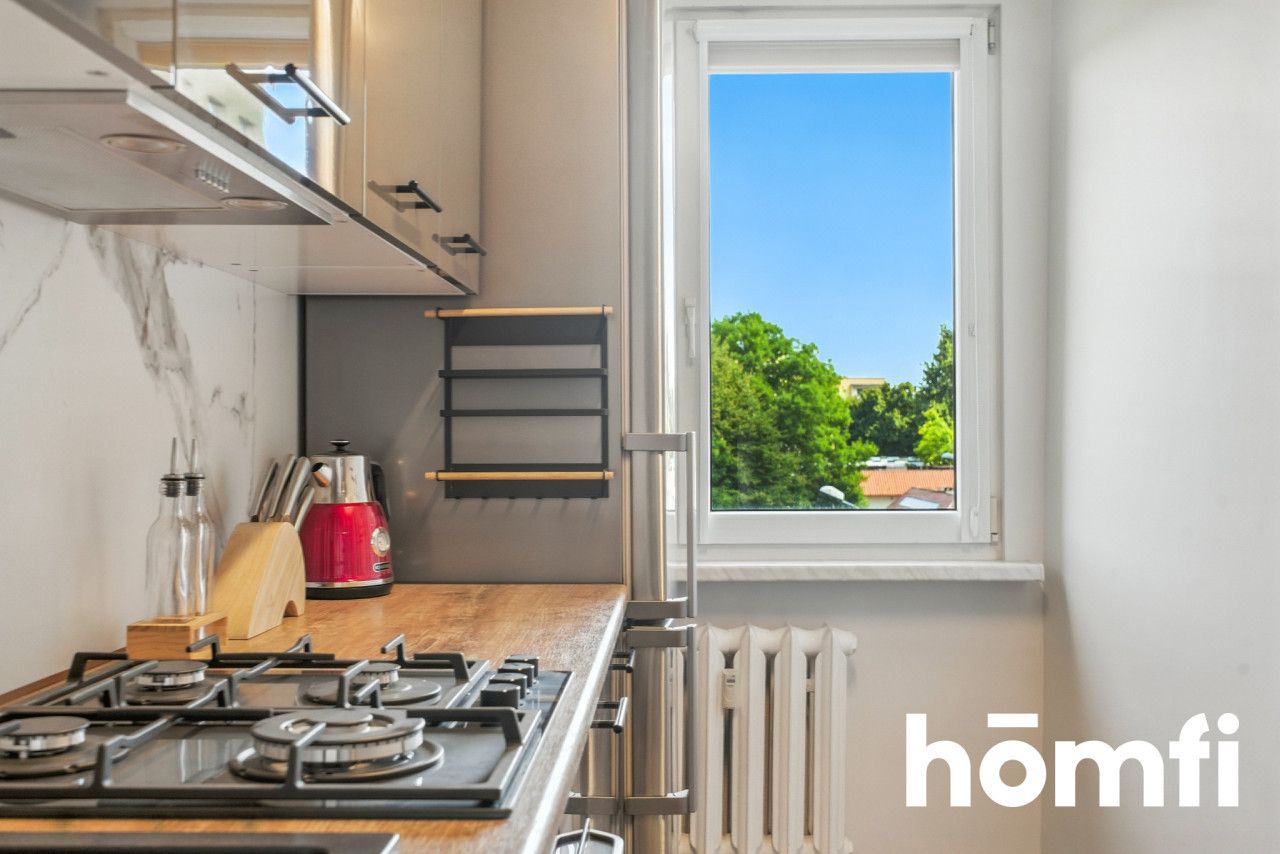 Comfortable and Well-Maintained Apartment in Mysłowice - Квартира - Продаж - Mysłowice, Brzęczkowice