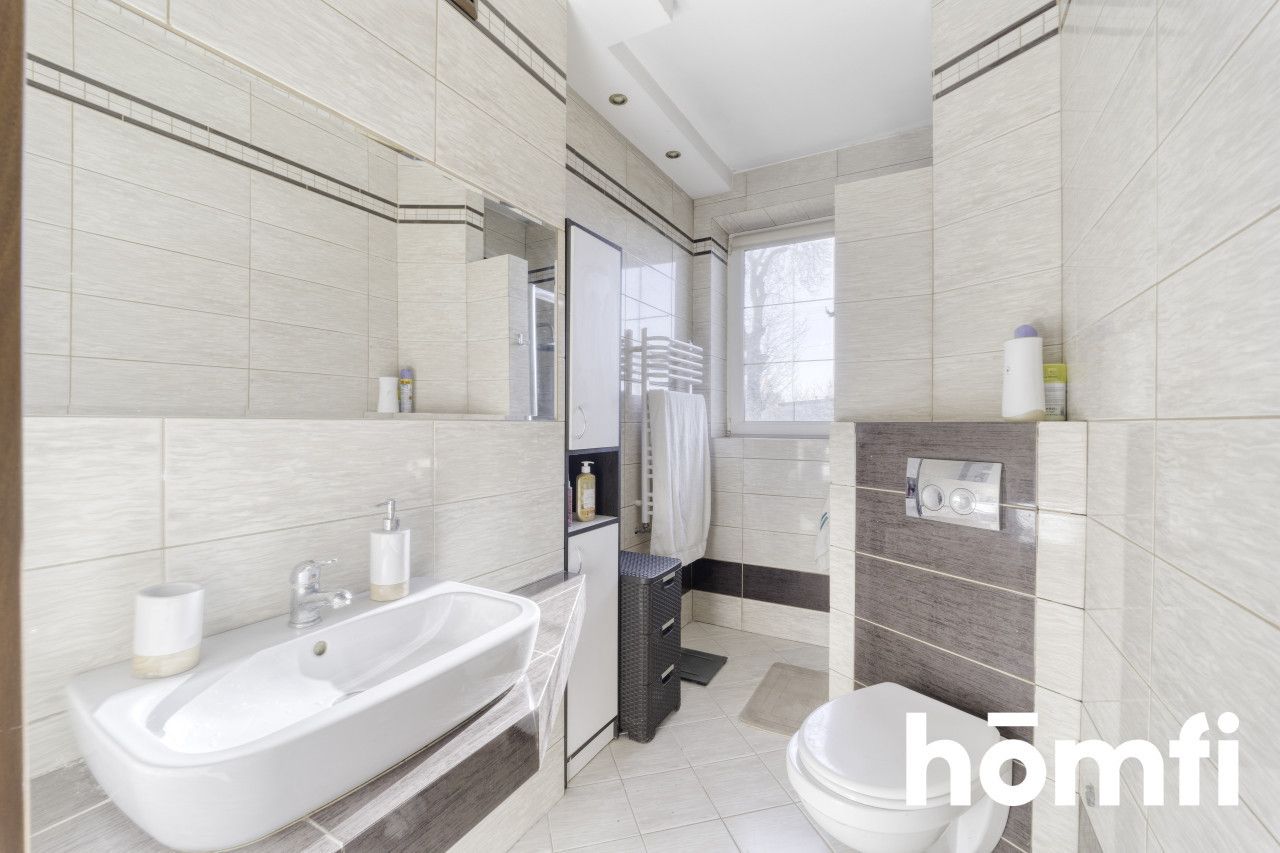 A PROFITABLE HOTEL FACILITY WITH EXPANSION POTENTIAL - Комерційне приміщення - Продаж - Toruński, Lubicz / Lubicz Dolny