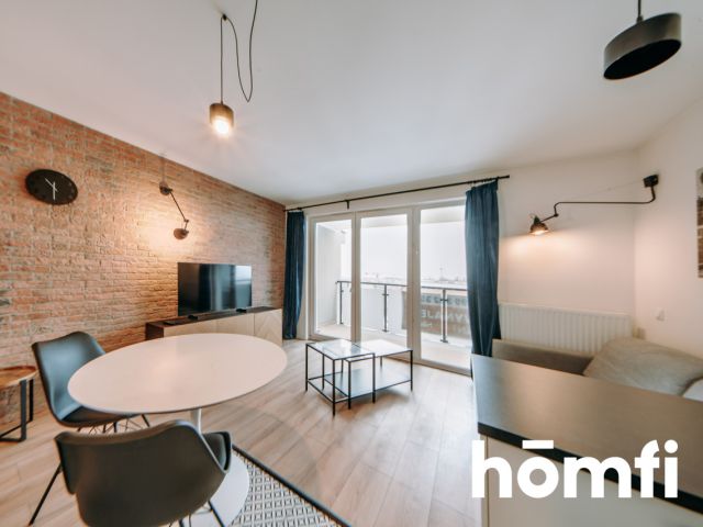 For rent immediately: a quiet, top-floor apartment with a large balcony and an underground parking spot included in the price. - Квартира - Оренда - Toruń, Jakubskie Przedmieście