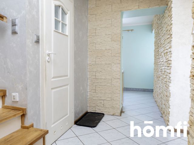 Na sprzedaż piętrowy dom w zabudowie bliźniaczej. - Dom - Sprzedaż - Skarżyski, Suchedniów / Krzyżka