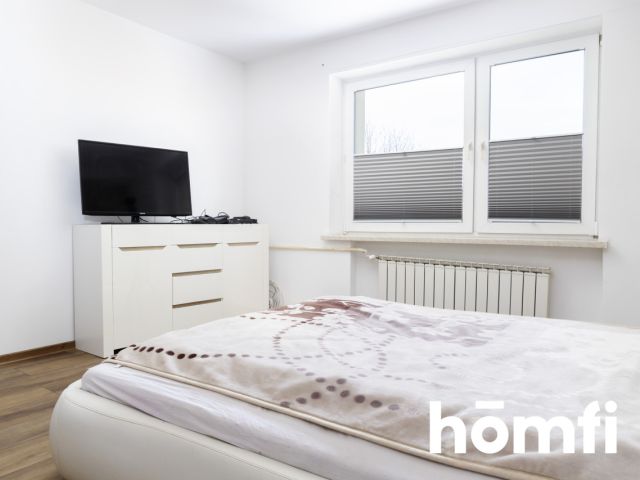 Na sprzedaż piętrowy dom w zabudowie bliźniaczej. - Dom - Sprzedaż - Skarżyski, Suchedniów / Krzyżka