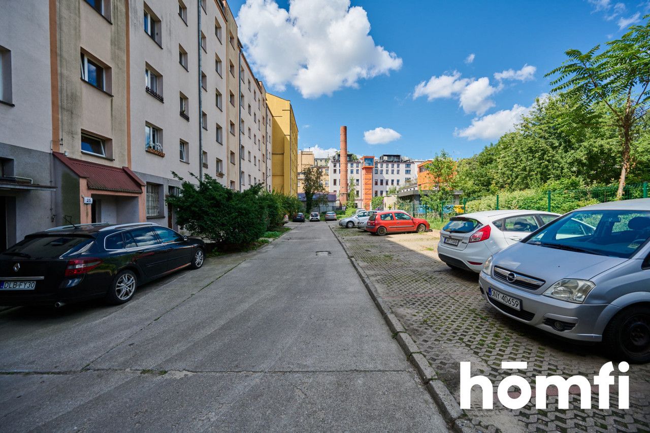 4-pokojowe rozkładowe mieszkanie przy ul. Dubois - Mieszkanie - Sprzedaż - Wrocław, Śródmieście