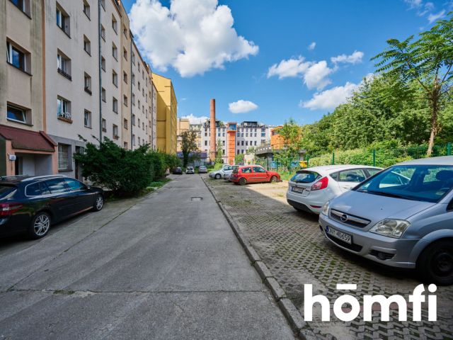 4-pokojowe rozkładowe mieszkanie przy ul. Dubois - Mieszkanie - Sprzedaż - Wrocław, Śródmieście