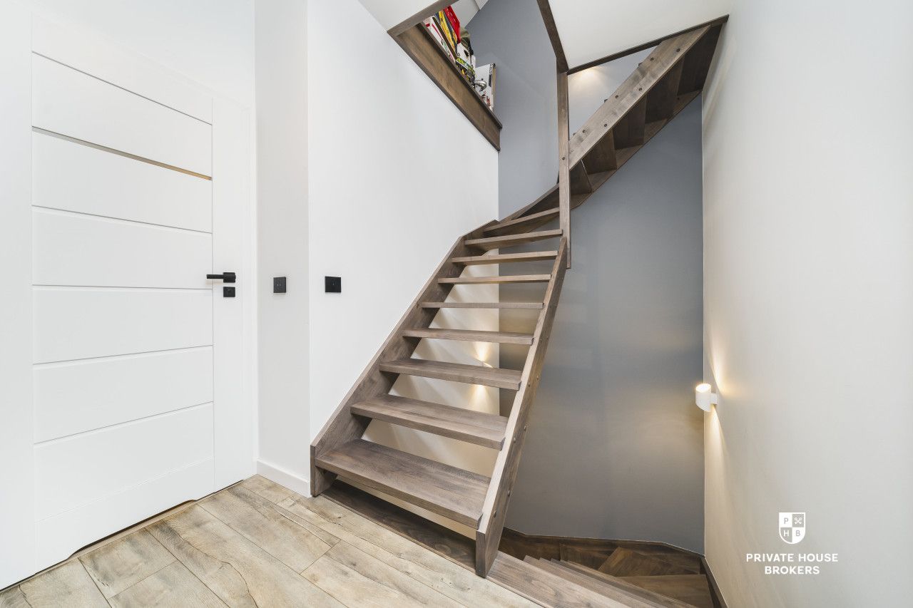 Cozy apartment on three levels , 117m2 with entrance to private garden - Квартира - Продаж - Kraków, Podgórze / Swoszowice