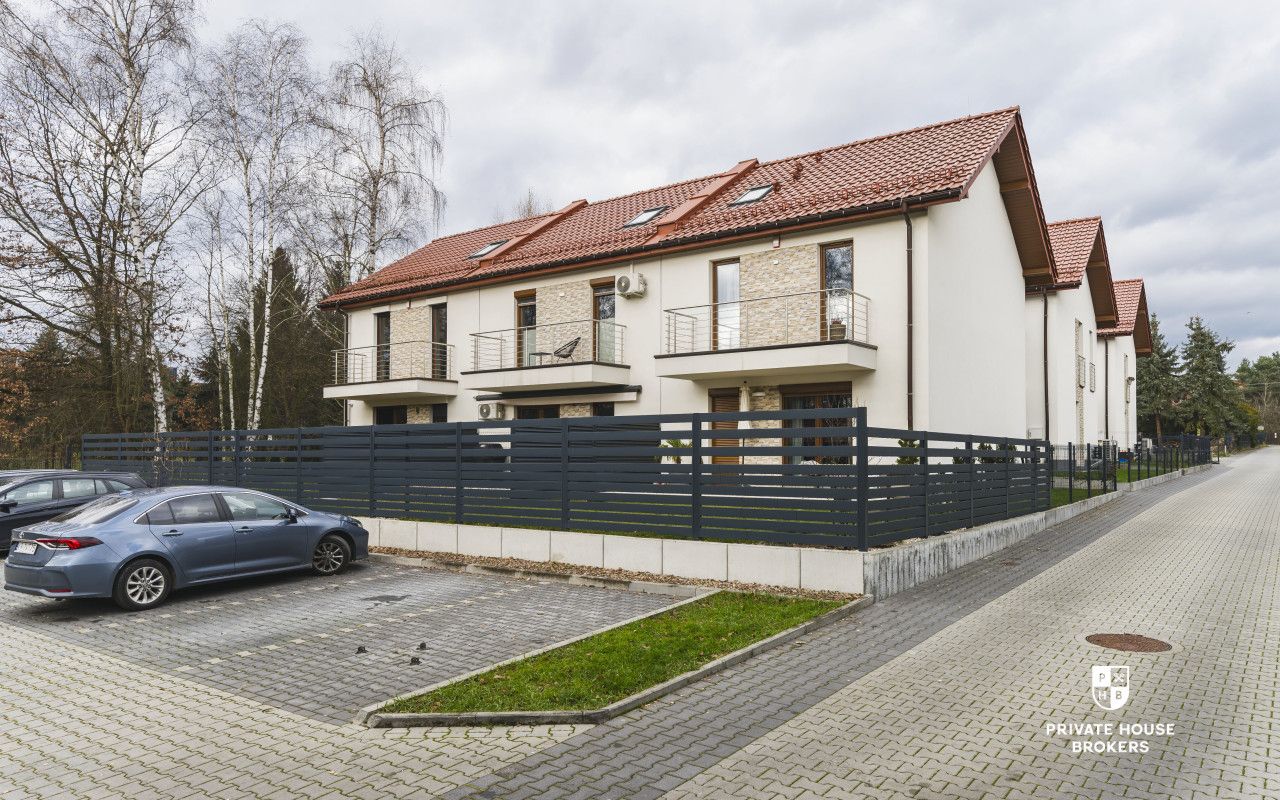 Cozy apartment on three levels , 117m2 with entrance to private garden - Квартира - Продаж - Kraków, Podgórze / Swoszowice