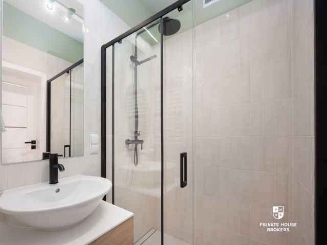 Newly renovated 1-bedroom apartment on Salwator - Apartment - Sale - Kraków, Krowodrza / Salwator