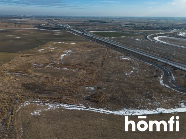 DZIAŁKA INWESTYCYJNA PRZY WĘŹLE KOMUNIKACYJNYM - Działka - Sprzedaż - Gnieźnieński, Łubowo / Woźniki