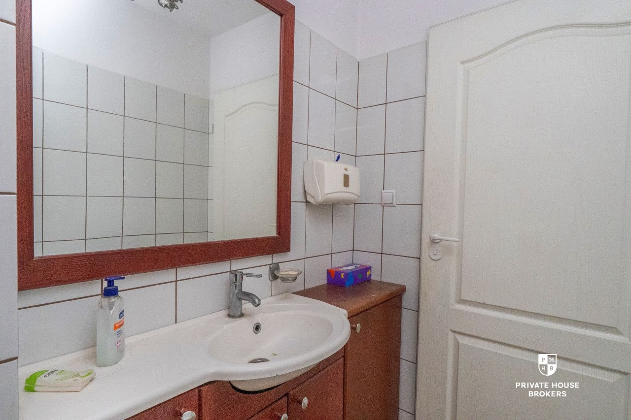 Retail space for rent 219 sqm - Commercial premises - Rent - Kraków, Podgórze