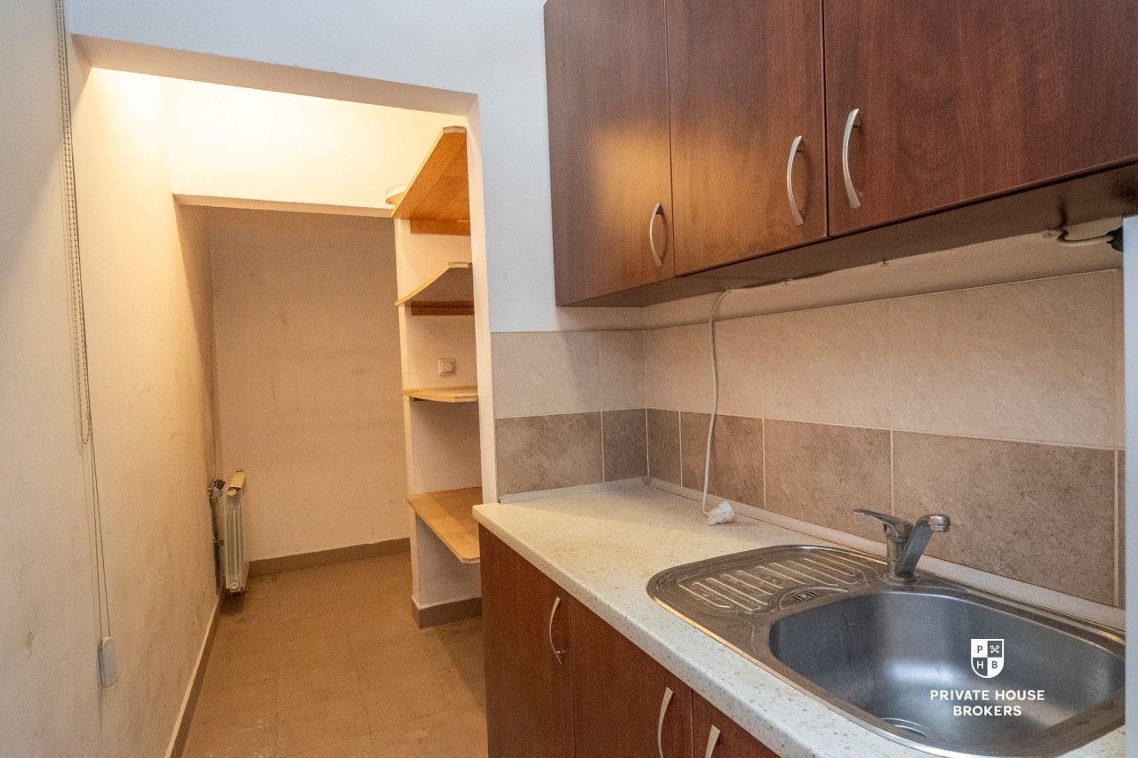 Retail space for rent 219 sqm - Commercial premises - Rent - Kraków, Podgórze