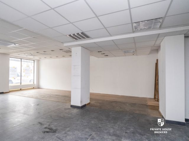 Retail space for rent 219 sqm - Commercial premises - Rent - Kraków, Podgórze