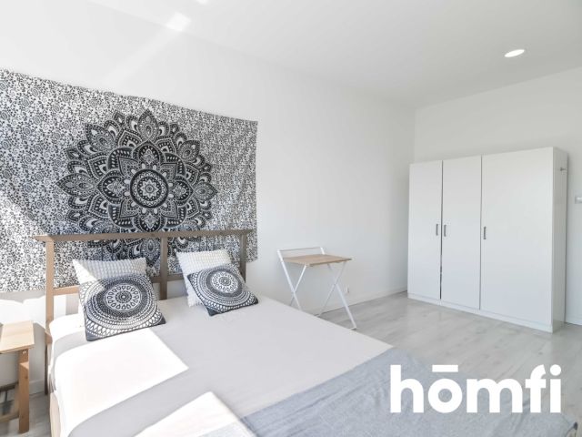 Spacious sunny two-room apartment - Apartment - Rent - Gdańsk, Orunia Dolna