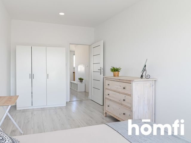 Spacious sunny two-room apartment - Apartment - Rent - Gdańsk, Orunia Dolna