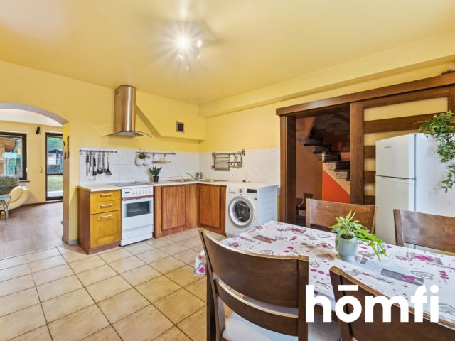 przestronny dom wolnostojący, usytuowany w miejscowości Dylaki przy ulicy Ozimskiej z ogrodem - Dom - Wynajem - Opolski, Ozimek / Dylaki