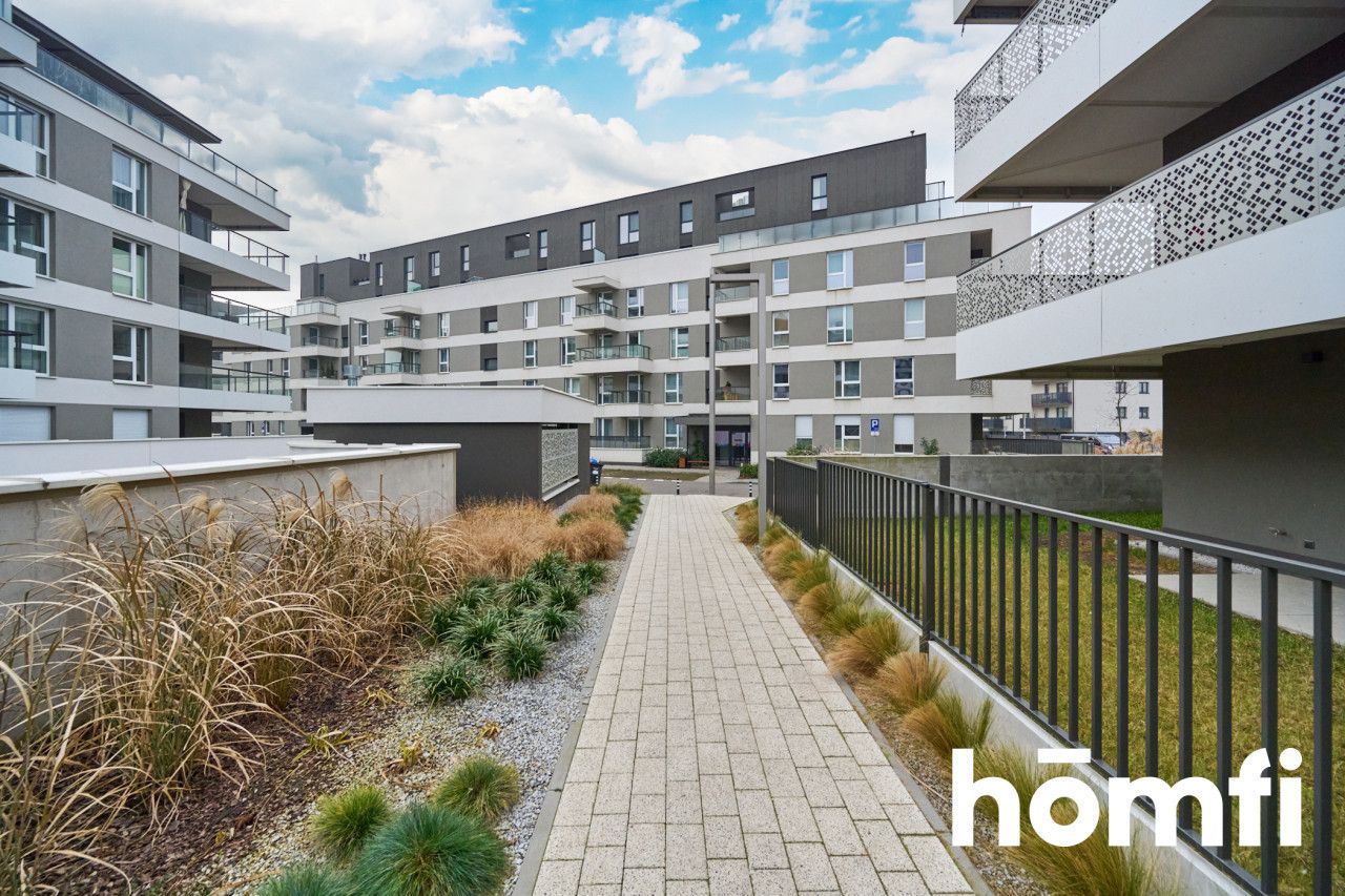 3 pokoje z antresolą i tarasem 32m2 - Jagodno - Mieszkanie - Wynajem - Wrocław, Krzyki / Jagodno