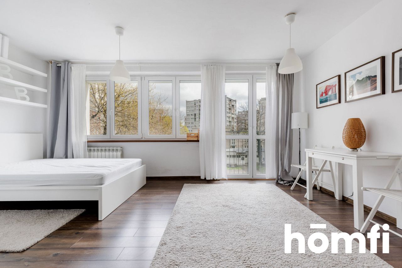 STUDIO NEXT TO RYDZ-ŚMIGŁY PARK IN POWIŚLE - Apartment - Rent - Warszawa, Śródmieście / Powiśle