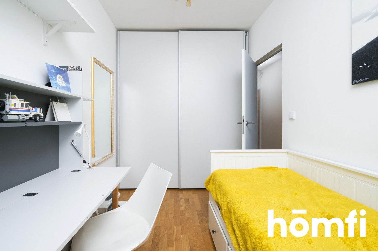 Finished in high standard, 3 room unique apartment on the last, 14th floor with a breathtaking view on the city. Underground parking space and large storage room with the apartment - Mogilska 120 St. | Grzegórzki - Квартира - Продаж - Kraków, Śródmieście