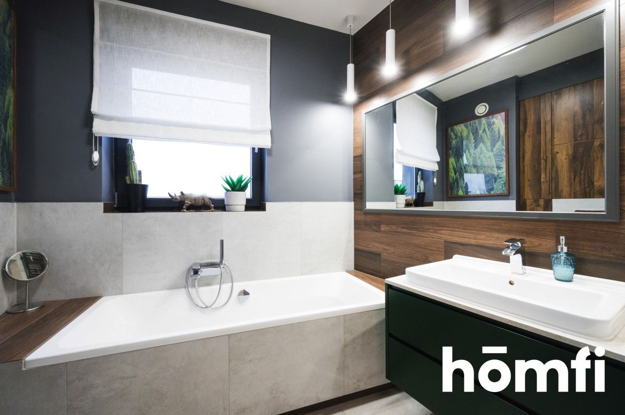 Finished in high standard, 3 room unique apartment on the last, 14th floor with a breathtaking view on the city. Underground parking space and large storage room with the apartment - Mogilska 120 St. | Grzegórzki - Квартира - Продаж - Kraków, Śródmieście