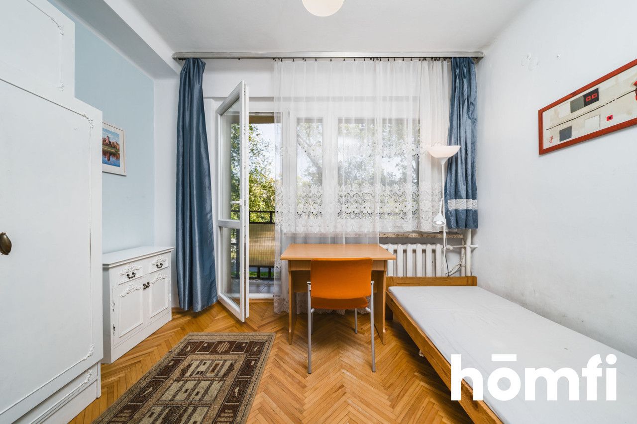 Apartment with 3 independent rooms and a separate kitchen - Квартира - Продаж - Kraków, Nowa Huta