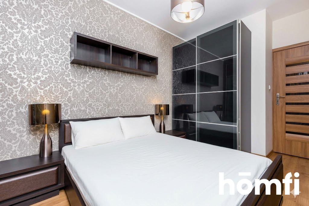 A 2-room apartment near to Rondo Daszyńskiego Metro Station in the "19th District" - Apartment - Rent - Warszawa, Wola