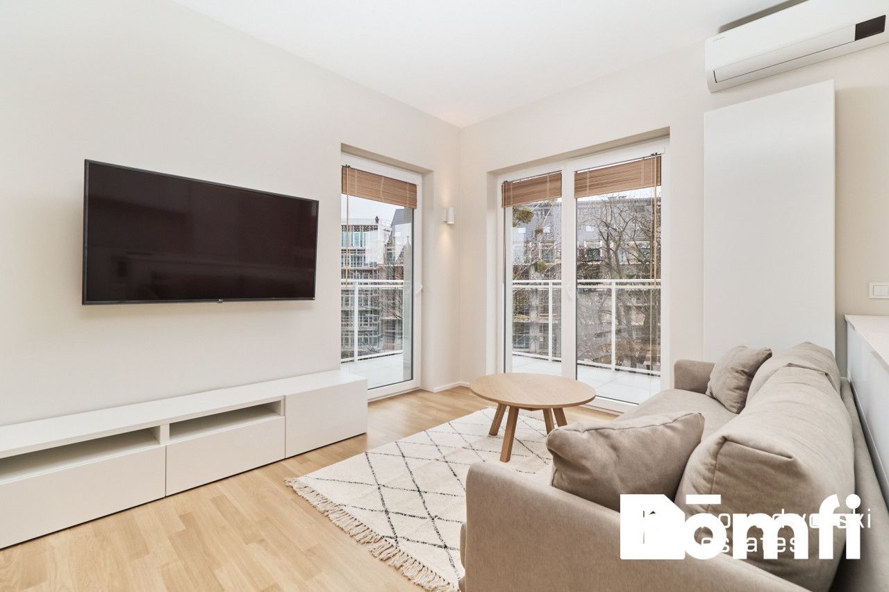 3-pokojowy apartament pl. Jana Pawła II - Mieszkanie - Wynajem - Wrocław, Stare Miasto