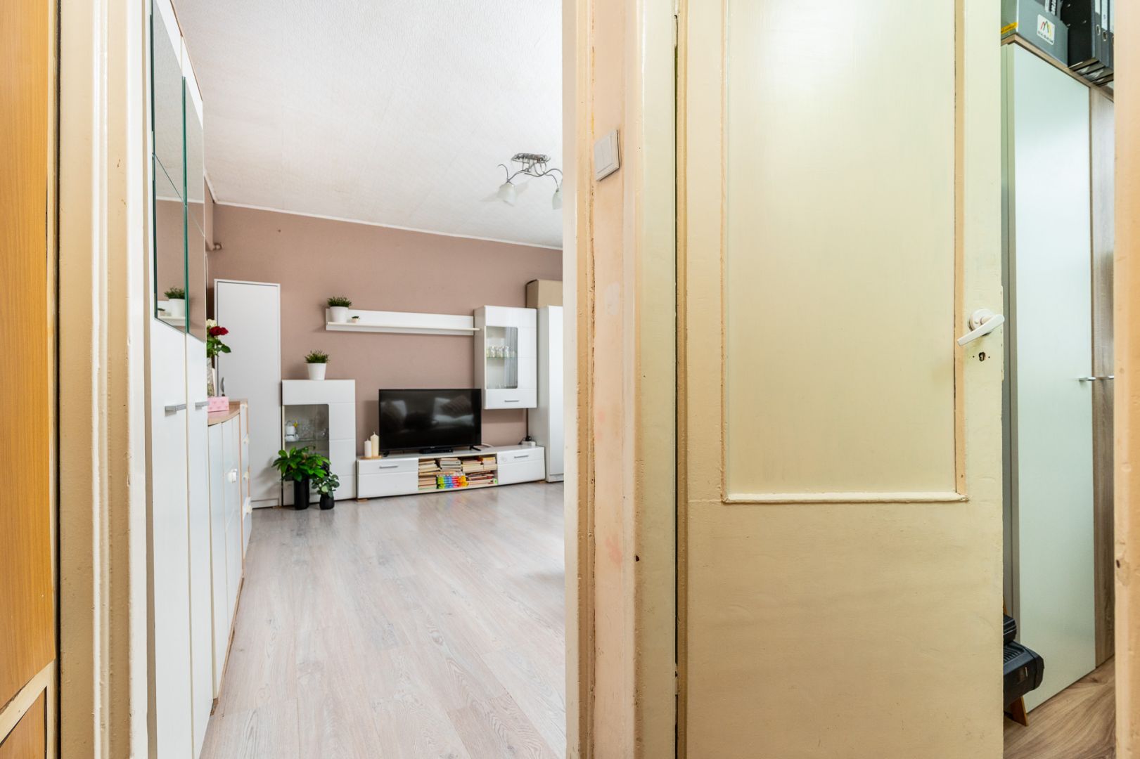 FOR SALE! 3-Room Apartment – 43.46 m² – Kazimierzowskie Estate / Bieńczyce - Квартира - Продаж - Kraków, Nowa Huta