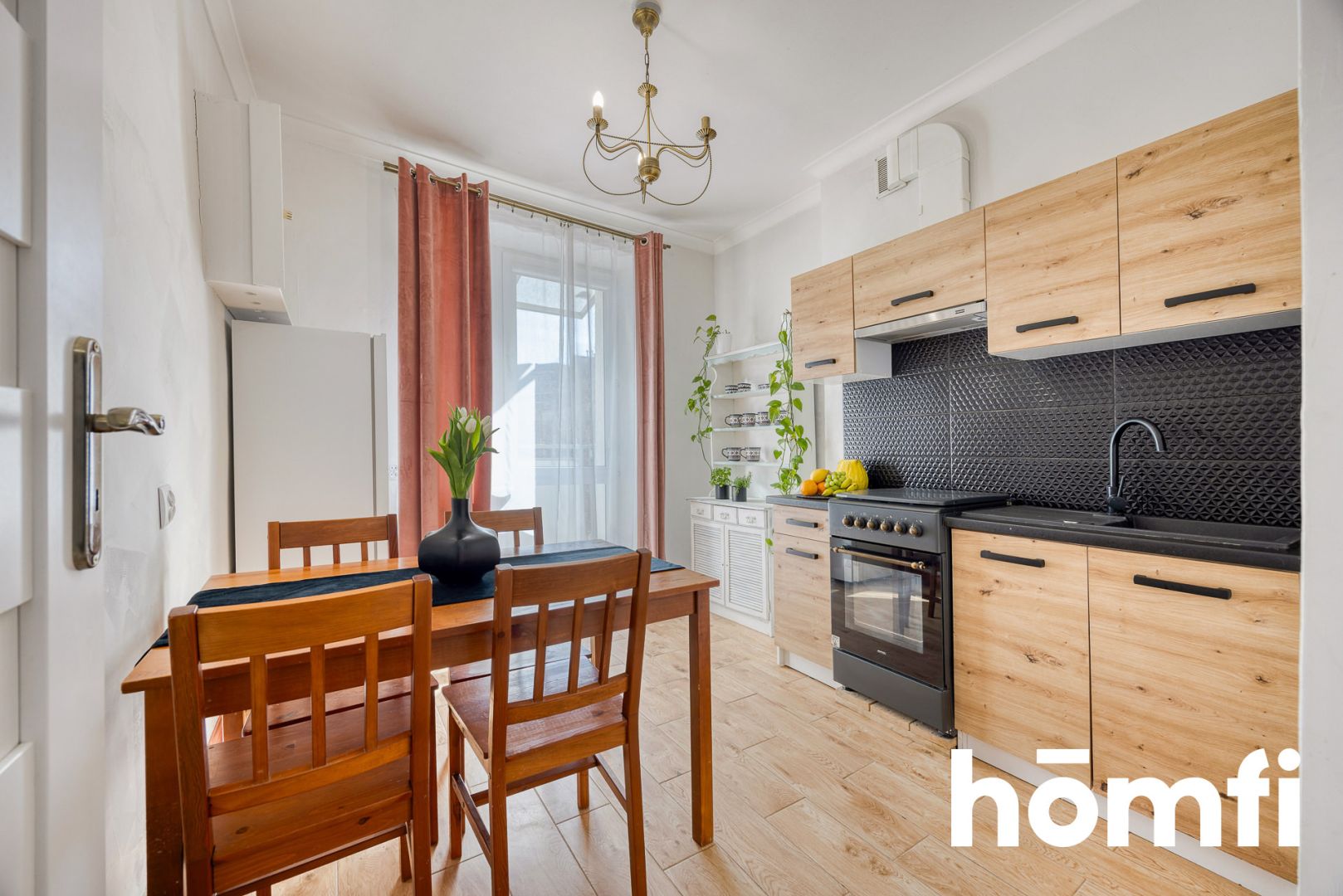 Atmospheric 49 m² apartment in a renovated tenement building - Квартира - Продаж - Rzeszów, Gen. Grota-Roweckiego