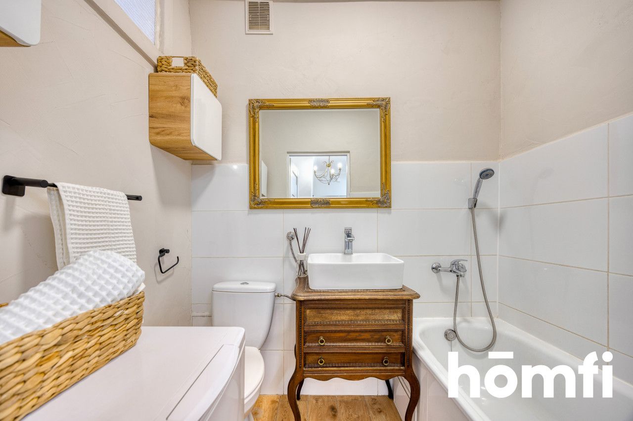 Atmospheric 49 m² apartment in a renovated tenement building - Квартира - Продаж - Rzeszów, Gen. Grota-Roweckiego