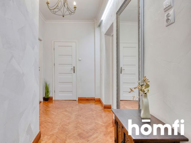 Atmospheric 49 m² apartment in a renovated tenement building - Квартира - Продаж - Rzeszów, Gen. Grota-Roweckiego