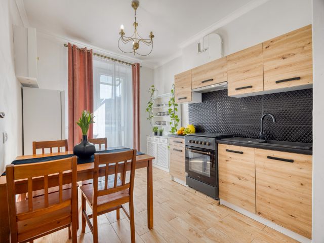 Klimatyczne mieszkanie 49m2 w odnowionej kamienicy - Mieszkanie - Sprzedaż - Rzeszów, Gen. Grota-Roweckiego